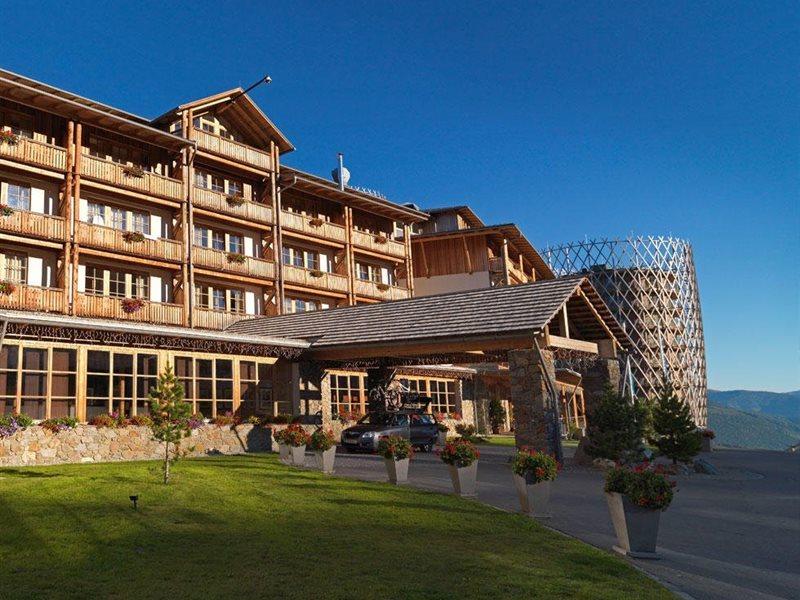 Falkensteiner Aktiv & Familienhotel Cristallo Superior Katschberghöhe Exteriör bild