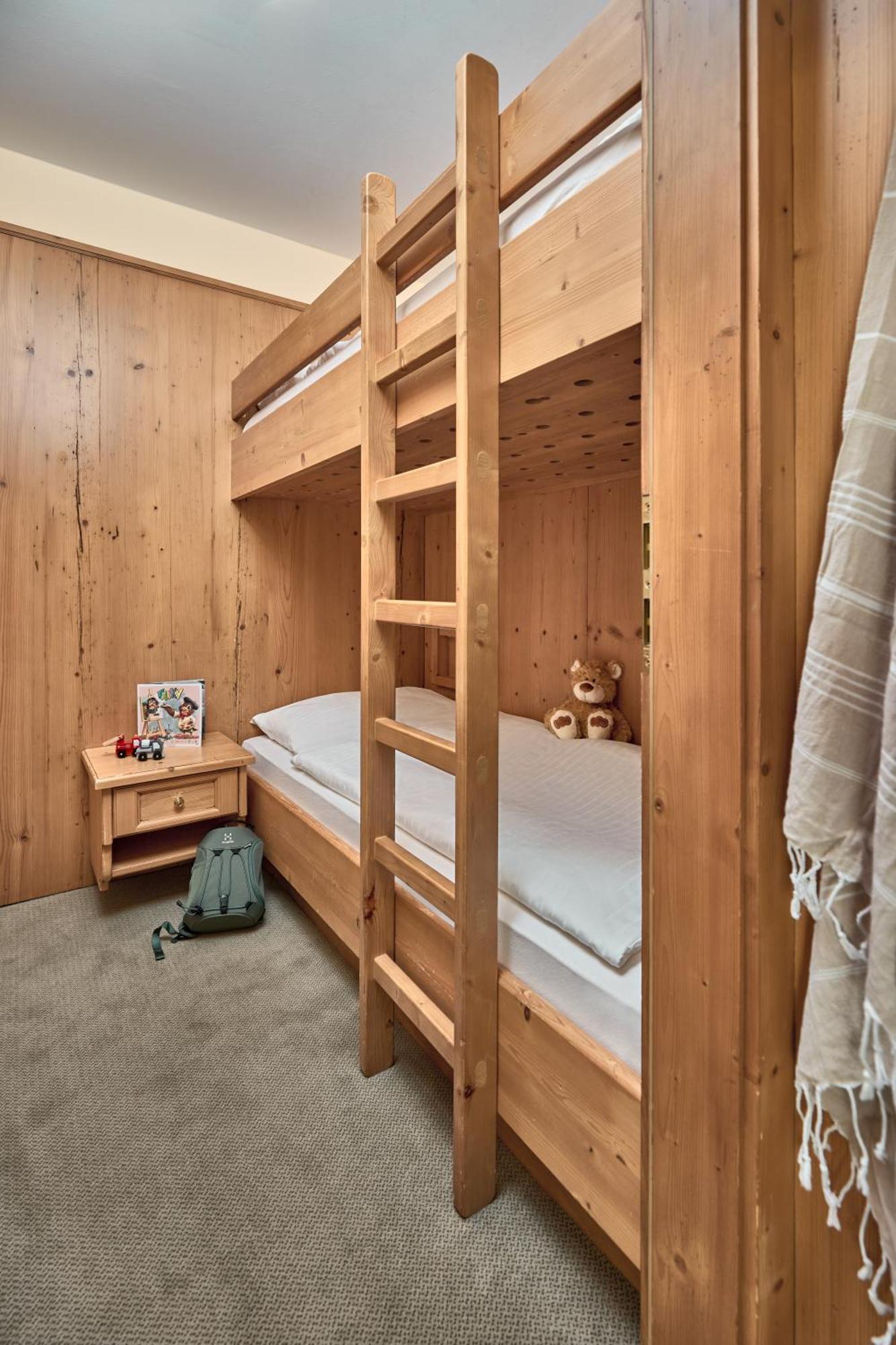 Falkensteiner Aktiv & Familienhotel Cristallo Superior Katschberghöhe Rum bild